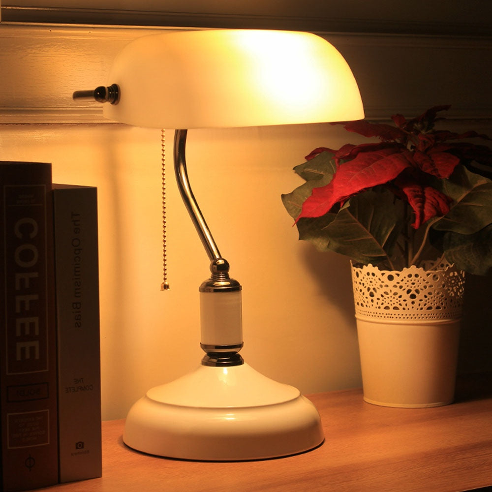 Bankers table lamp